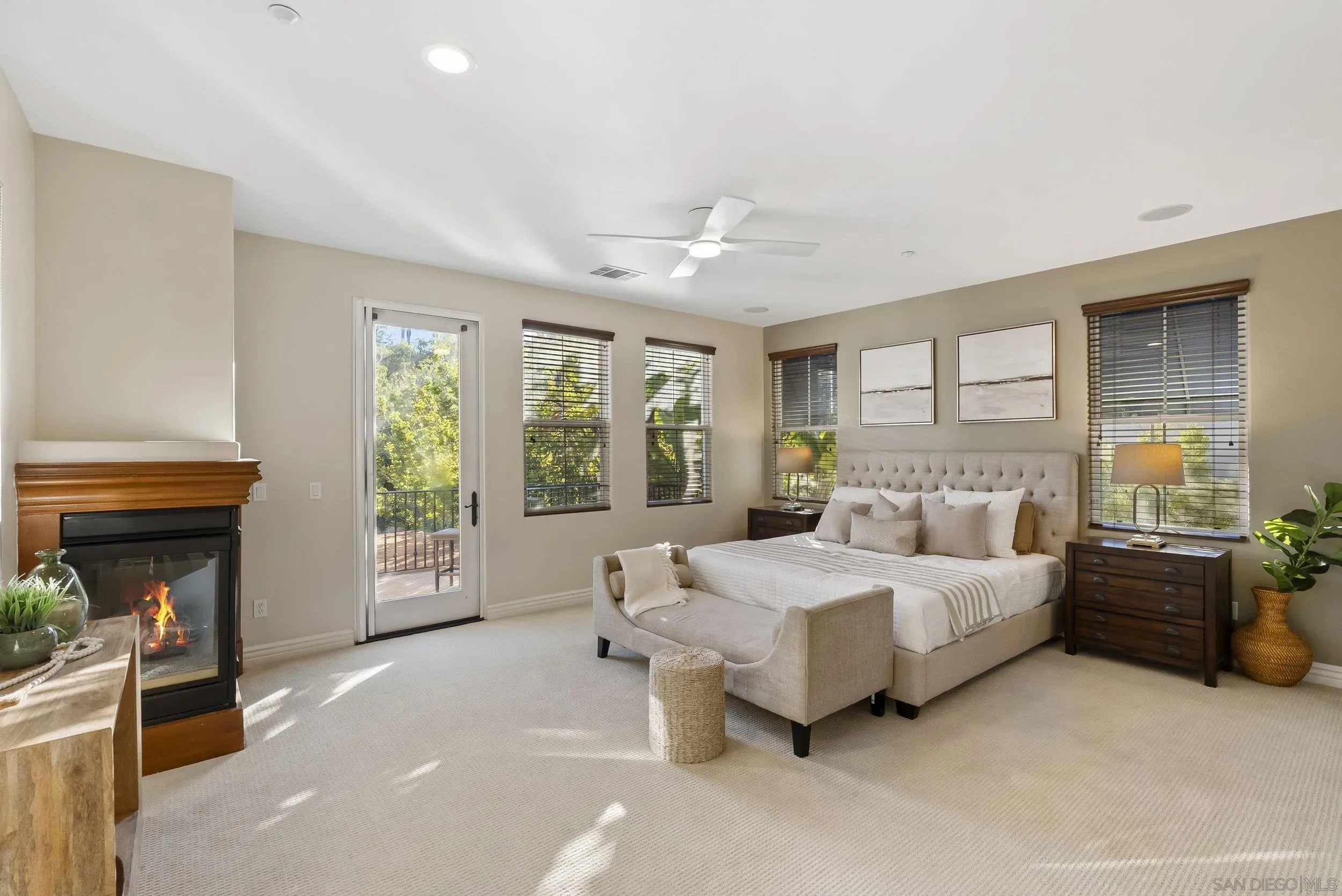 San Diego, California 92127, United States, 5 Bedrooms Bedrooms, ,4 BathroomsBathrooms,Residential,Active,249433