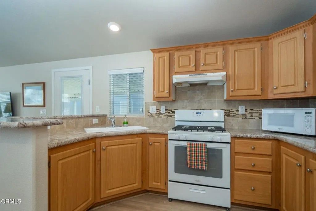 Photo of 103 Madonna Ln #103, Thousand Oaks, CA 91320 (MLS # V1-34145)