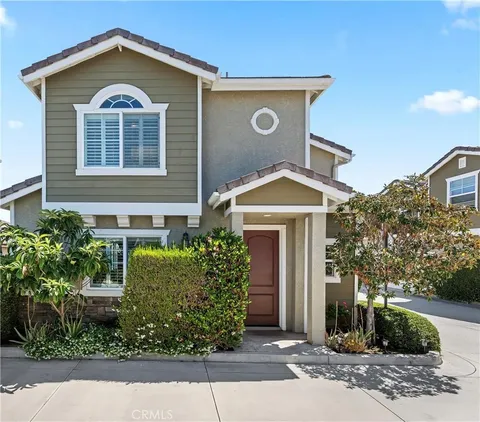 MLS: OC26058443