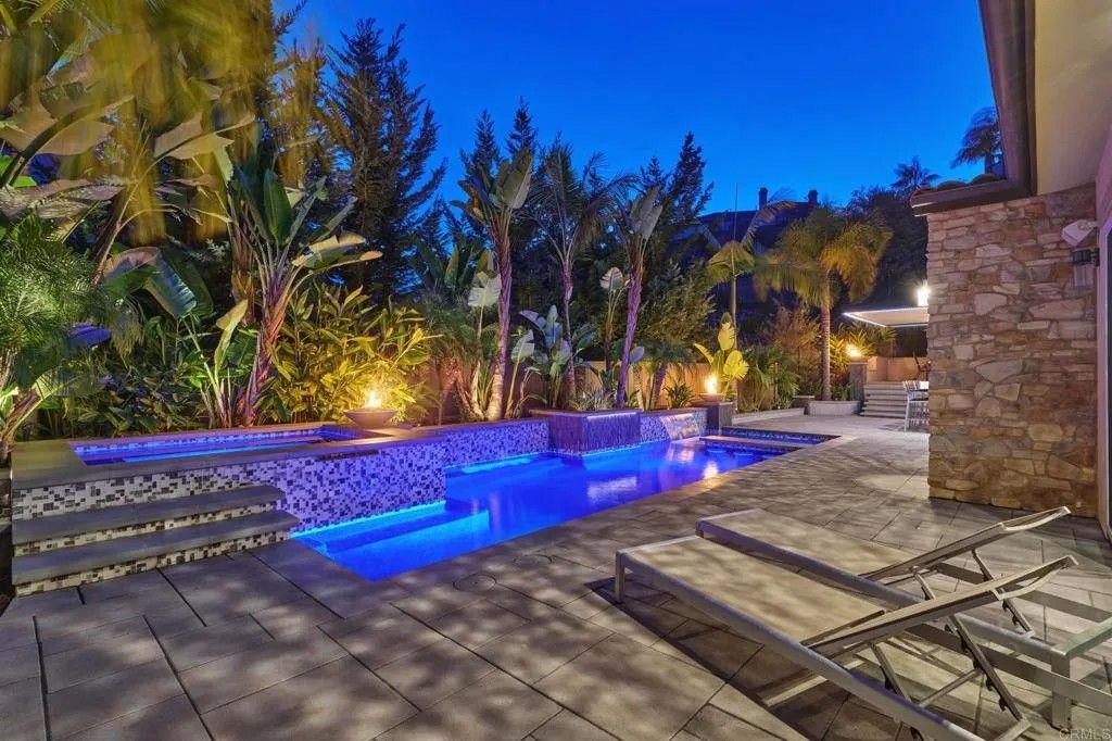 Photo of 3615 Corte Claro, Carlsbad, CA 92009 (MLS # NDP2508107)