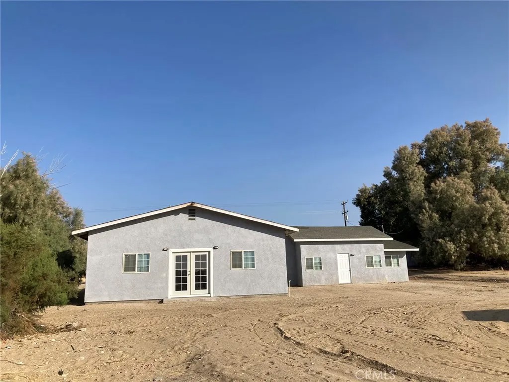 21483 Main Street