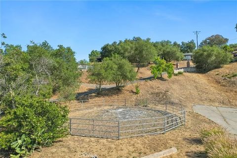 Tiny photo for 973 Quail Creek Road, Fallbrook, CA 92028 (MLS # OC25246157)