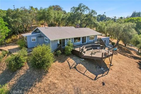 Tiny photo for 973 Quail Creek Road, Fallbrook, CA 92028 (MLS # OC25246157)