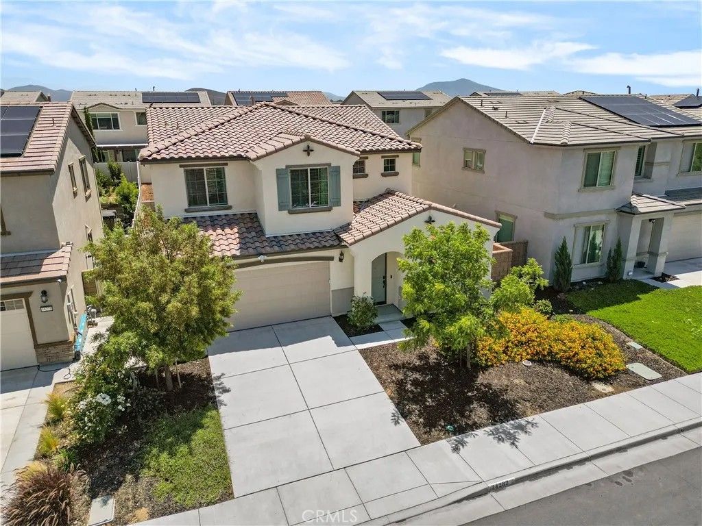 Photo of 34282 Kensington St, Murrieta, CA 92563 (MLS # SW25222983)