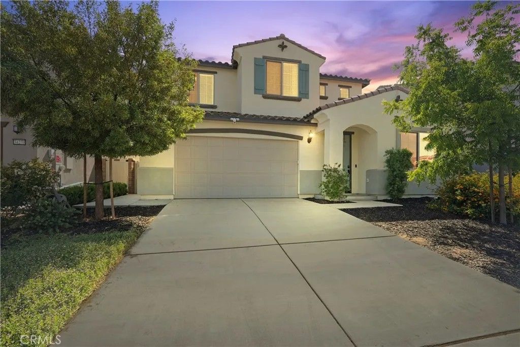 Photo of 34282 Kensington St, Murrieta, CA 92563 (MLS # SW25222983)
