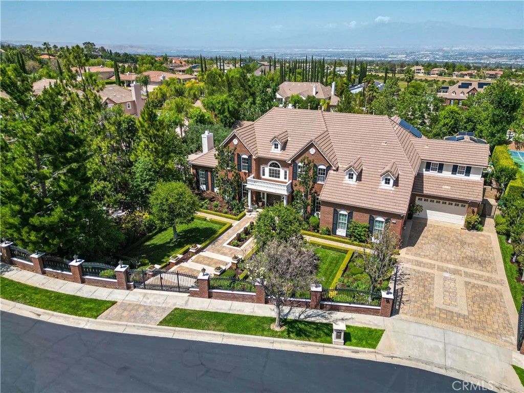 Photo of 1147 Sandra Cir, Corona, CA 92881 (MLS # WS26084393)