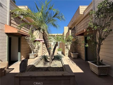 Tiny photo for 9900 Jordan Ave #62, Chatsworth, CA 91311 (MLS # SR25232824)