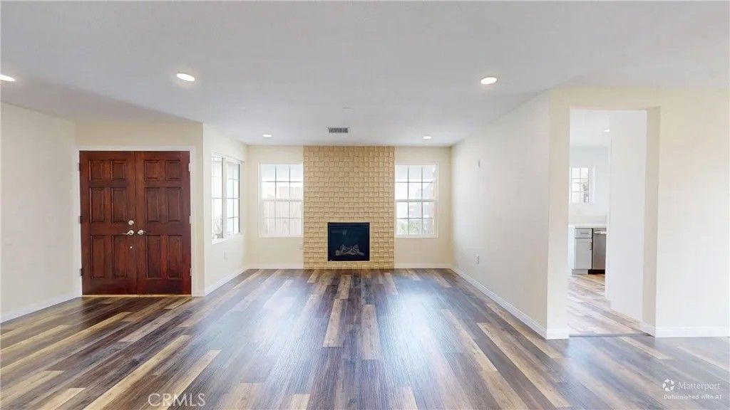 Photo of 13960 Almetz St, Sylmar, CA 91342 (MLS # BB26061738)