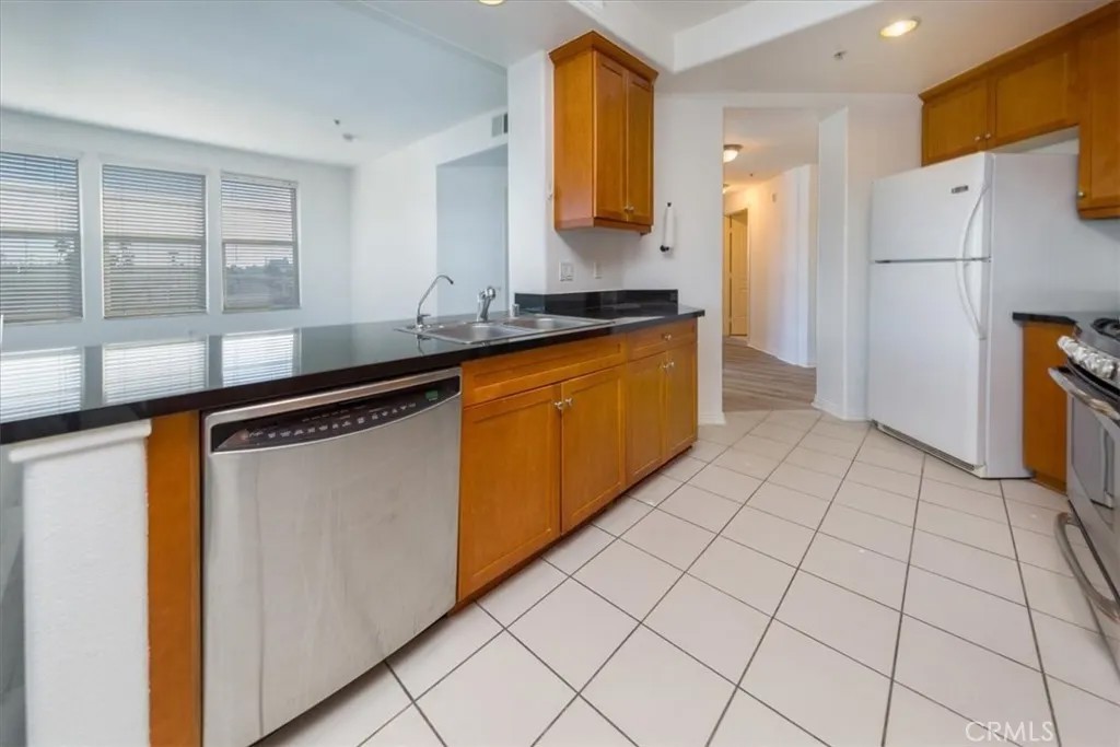 360 W Avenue 26 419