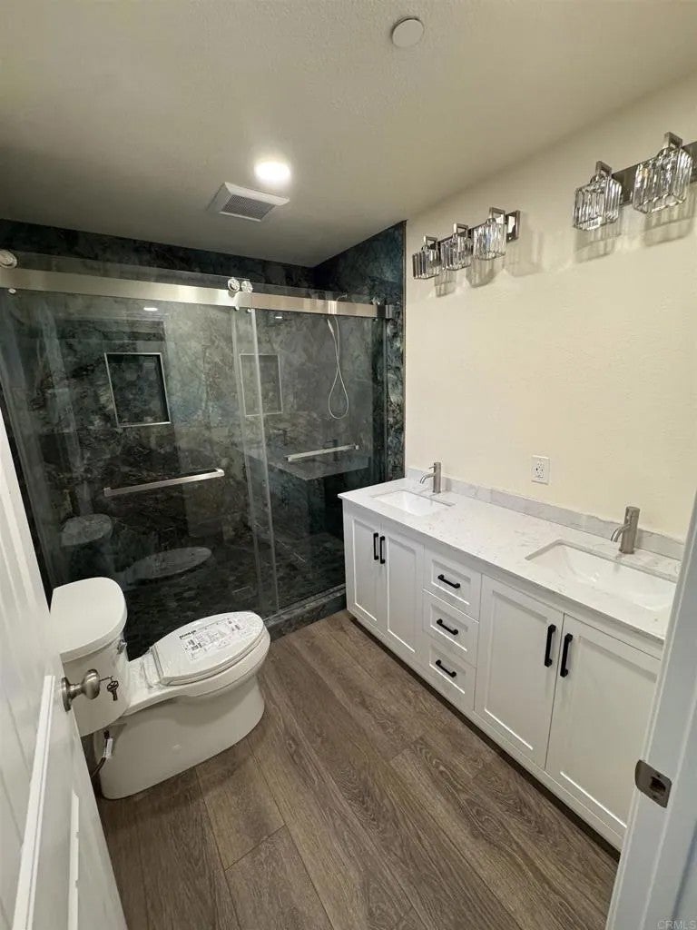 715 Alamo Lane A