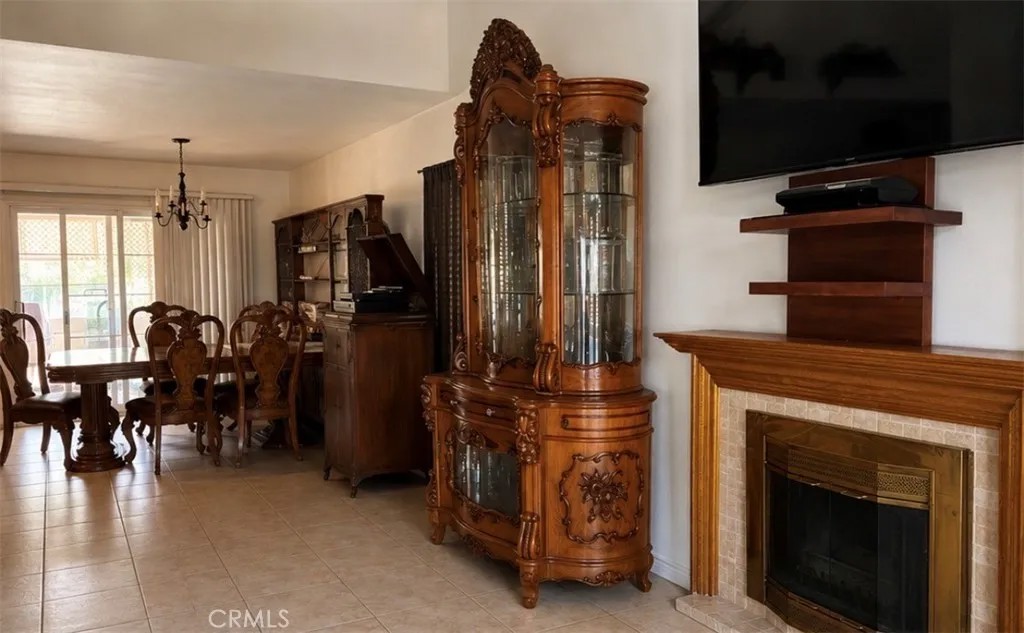 15228 Laguna