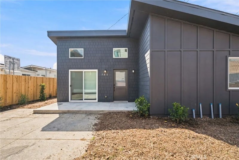 2801 Jeffries