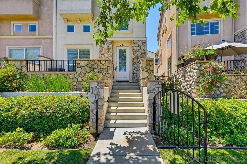 Photo of 341 Kentucky Avenue, El Cajon, CA 92020 (MLS # 260010534)