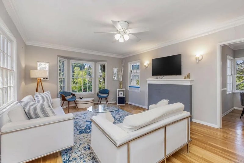 1700-1702-1704 Glendon Avenue