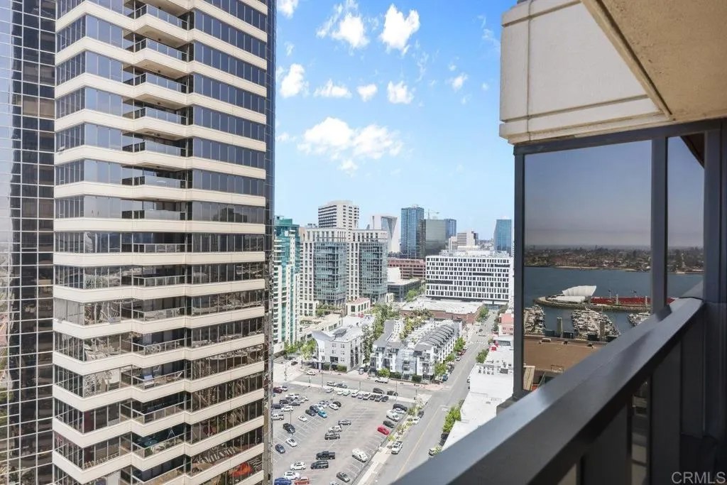 200 E Harbor Dr 2303