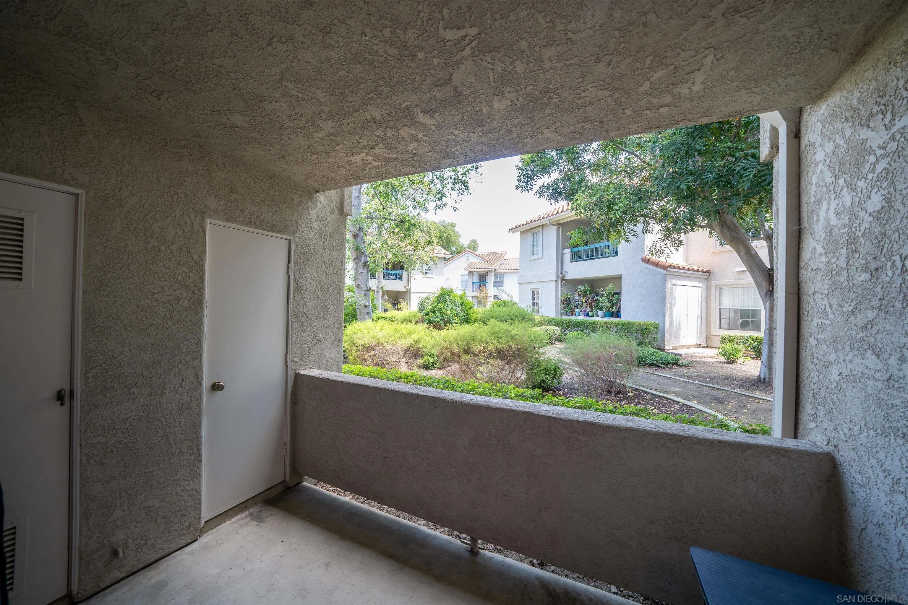 10780 Aderman Ave 99