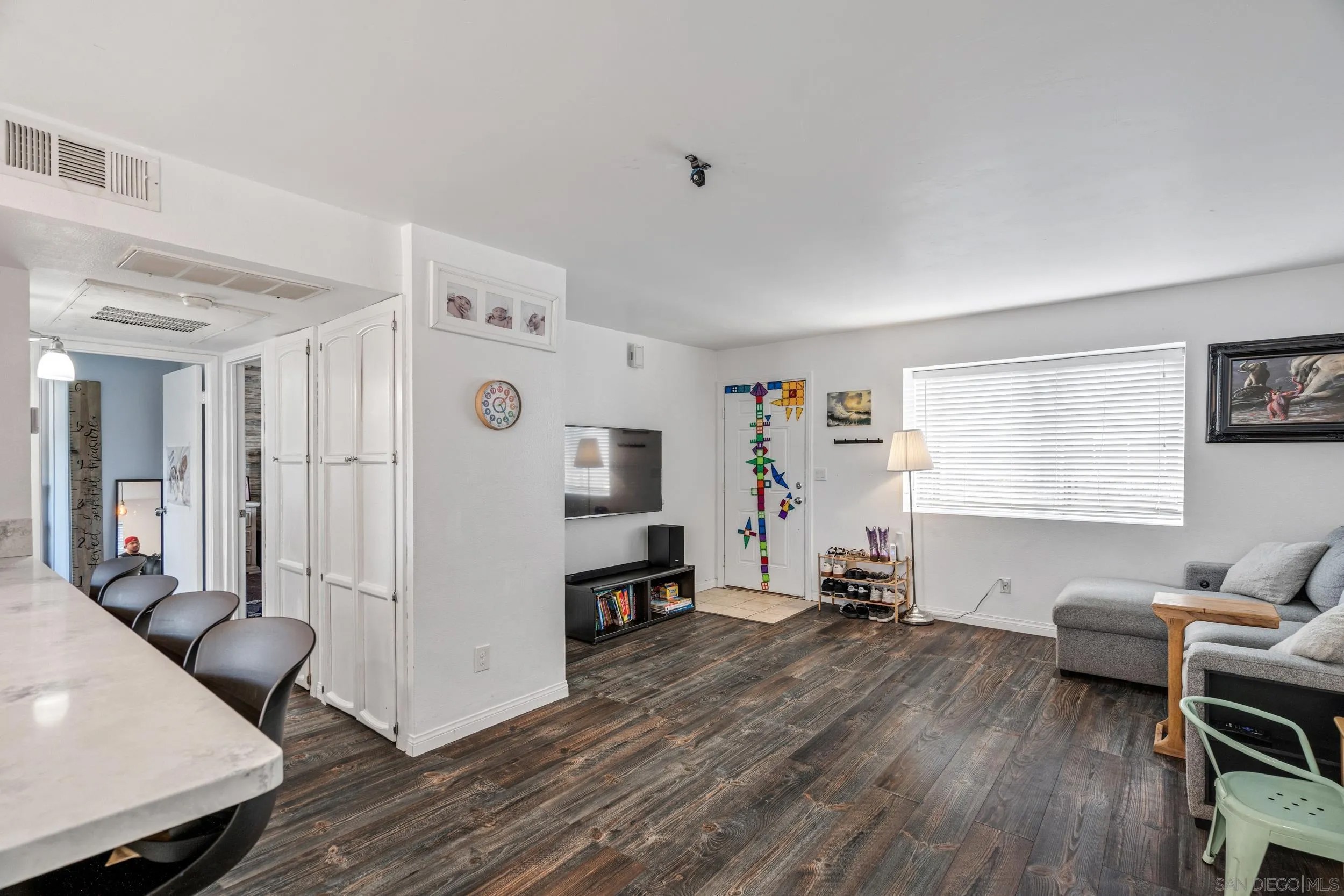 12403 Julian Ave 206