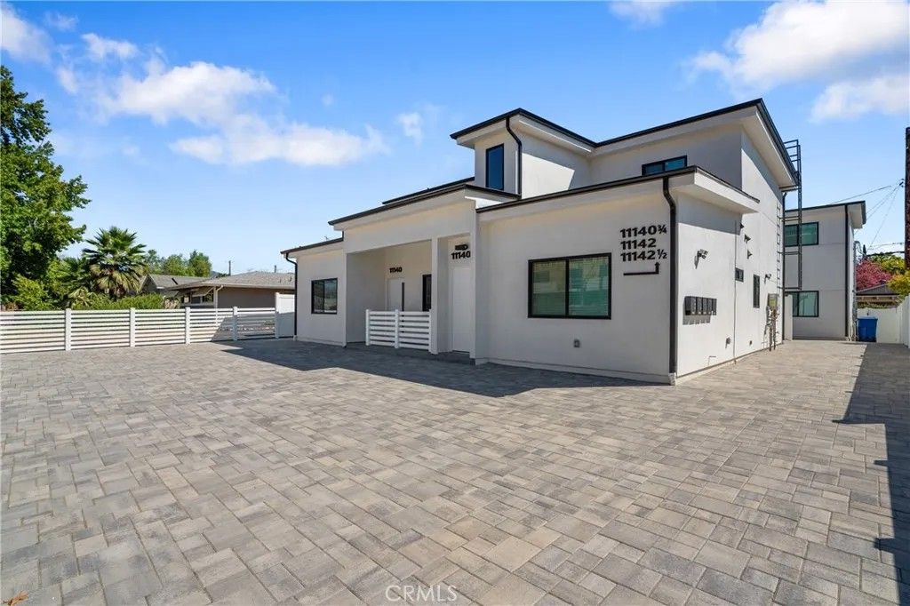 Photo of 11140 Woodley Avenue #1/2, Granada Hills, CA 91344 (MLS # BB26000848)