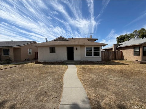 Photo of 509 Calhoun PL, Hemet, CA 92543 (MLS # IV26186922)