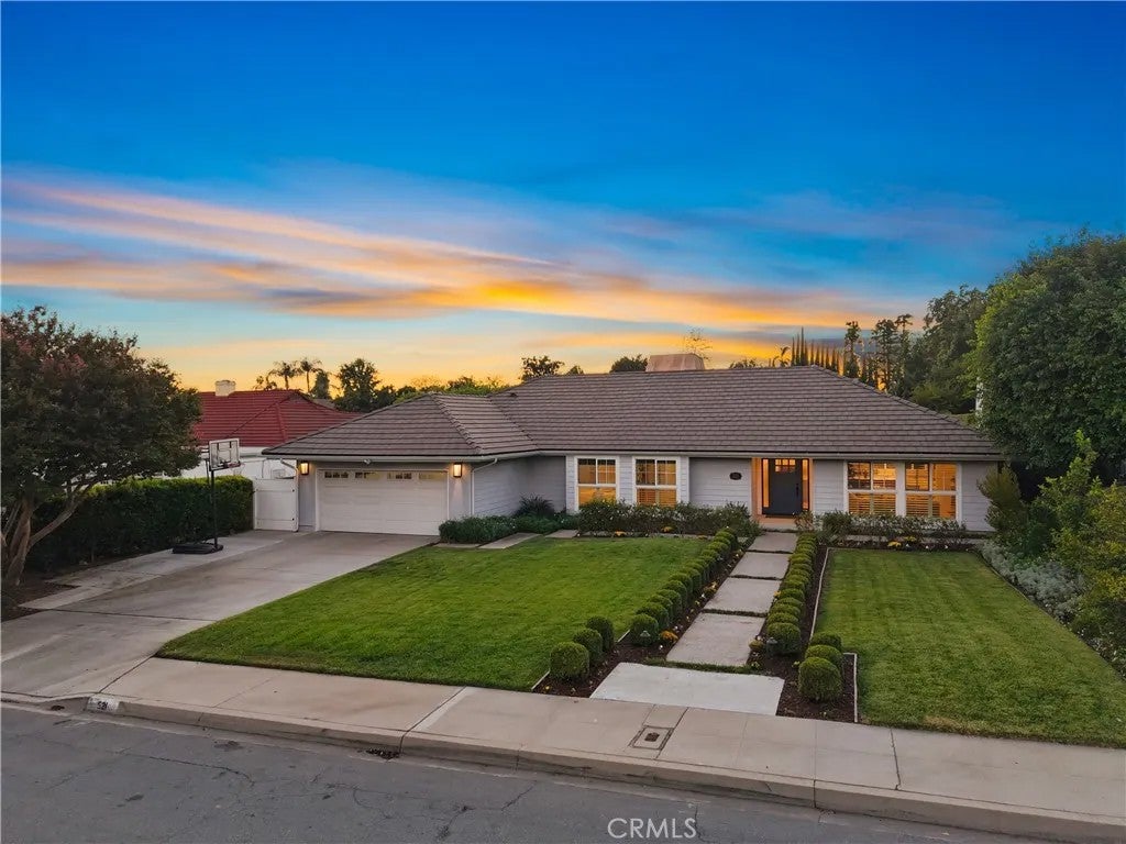 521 N Altura Road
