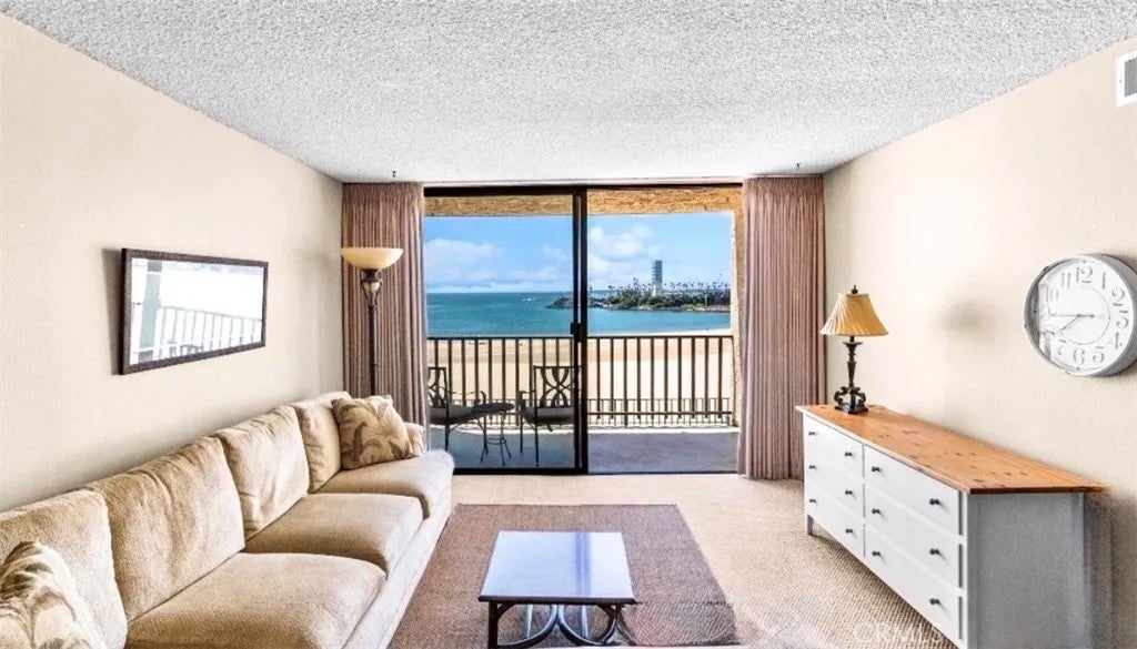1140 E Ocean 228