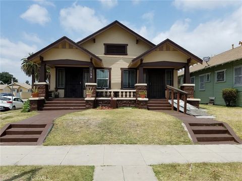 Photo of 5116 S Budlong Avenue, Los Angeles, CA 90037 (MLS # SR26045767)