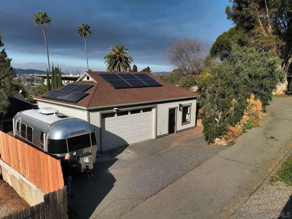 Photo of 602 S Grape St #A, Escondido, CA 92025 (MLS # 250045219)