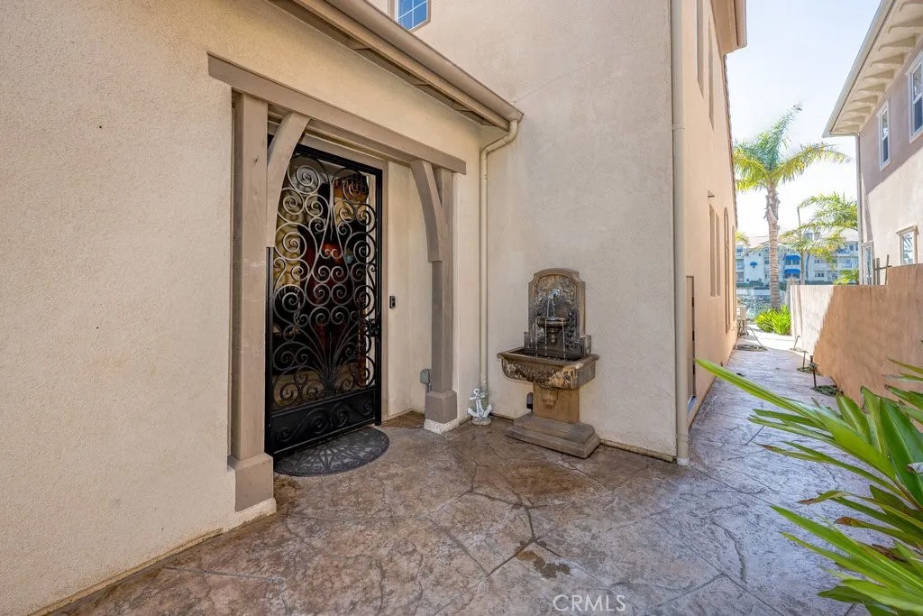 1566 Twin Tides Place