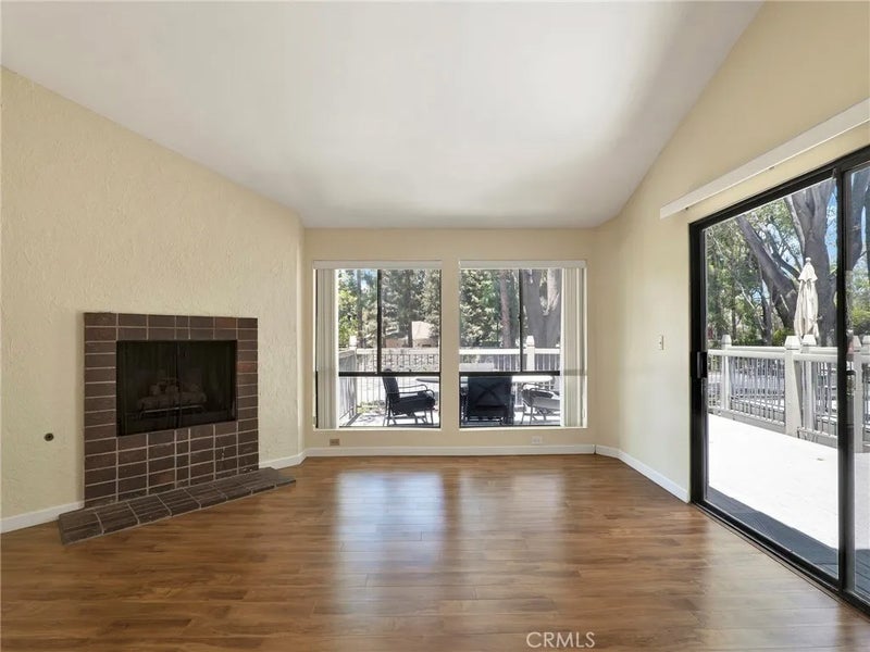 1184 S Westlake D