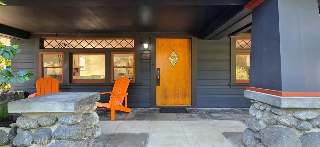 1630 Rose Villa