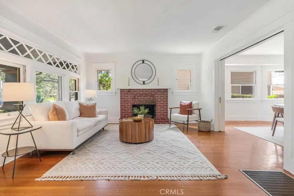 1630 Rose Villa
