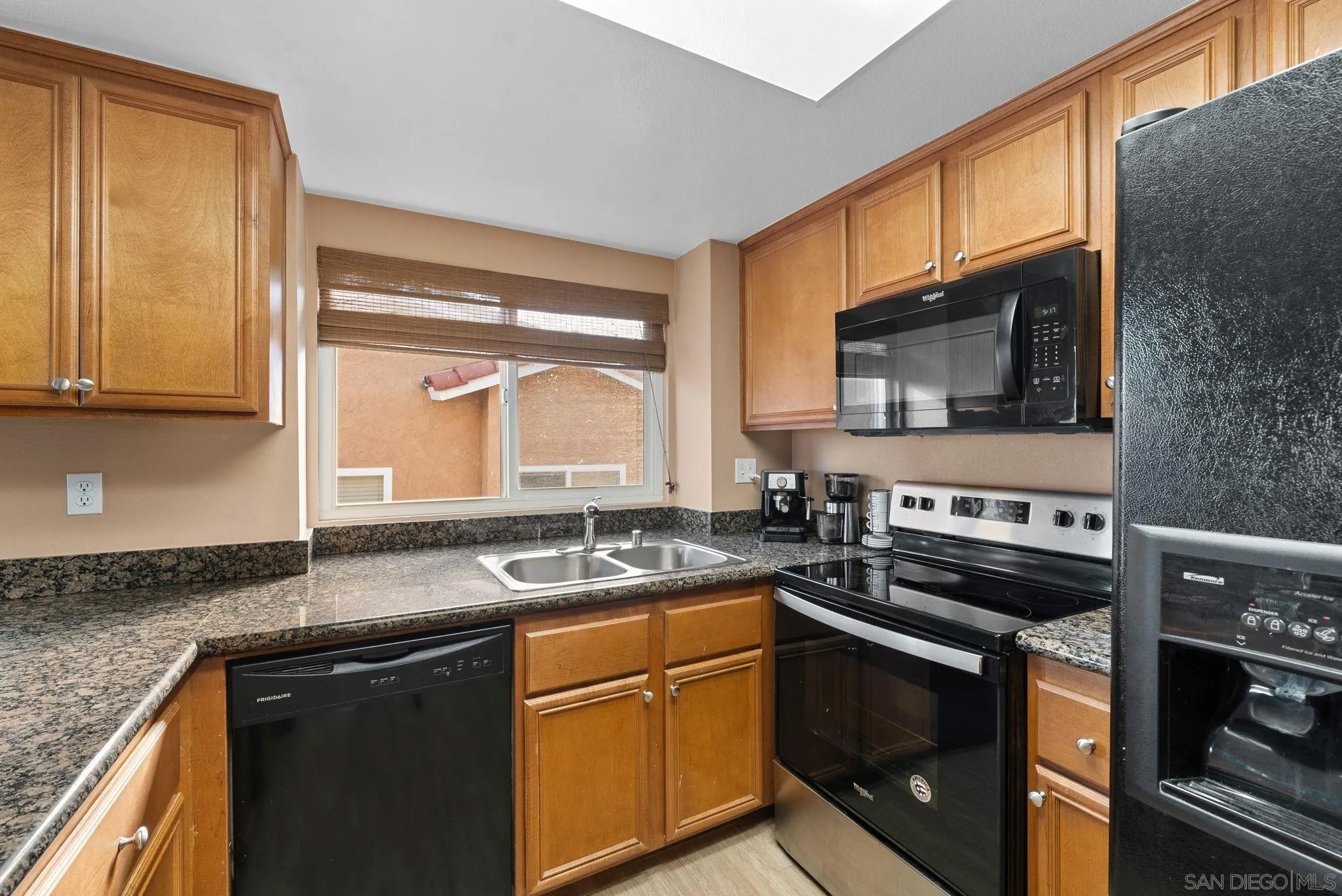 31909 Del Cielo Este Unit 3