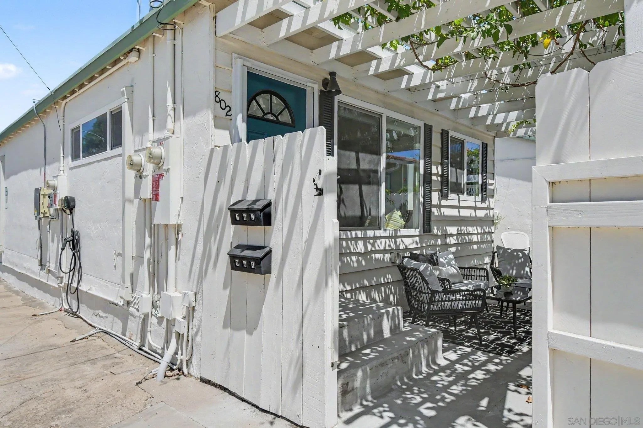 802 Vanderbilt Pl
