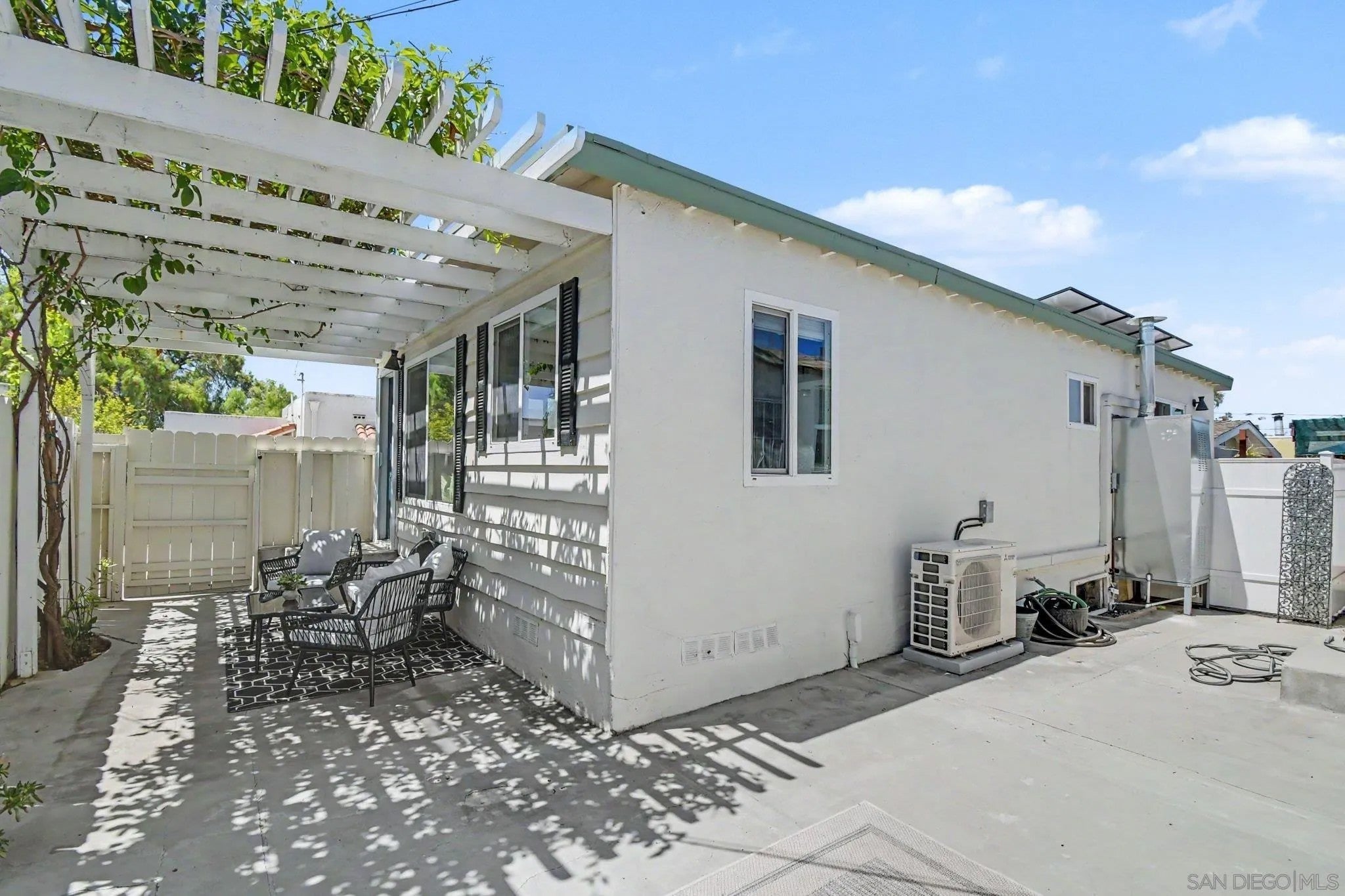 802 Vanderbilt Pl