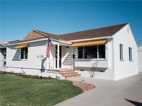 Photo of 3816 Snowden Ave, Long Beach, CA 90808 (MLS # PW26031304)