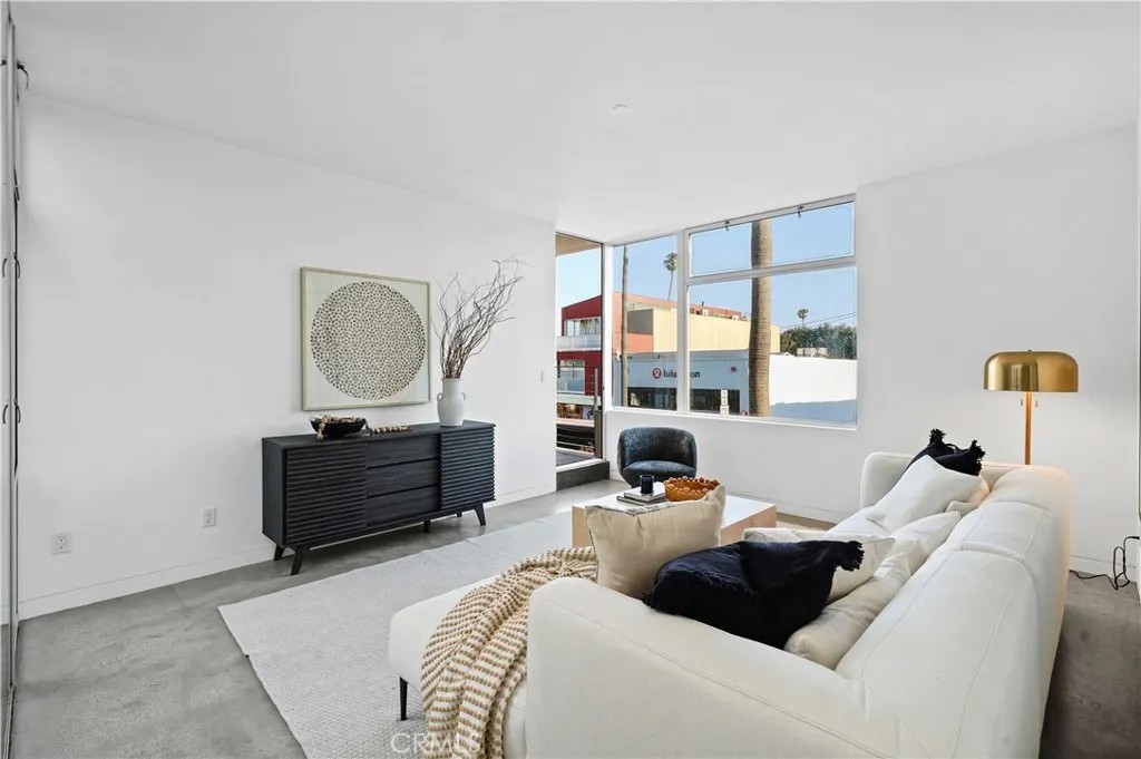 1121 Abbot Kinney