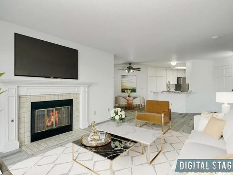 7087 Camino Degrazia 141 San Diego CA 92111