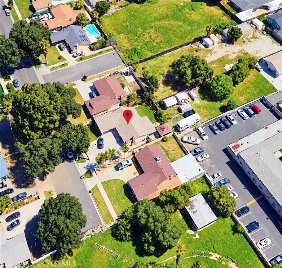 Photo of 9430 Hawthorne Avenue, Riverside, CA 92503 (MLS # PW26230183)