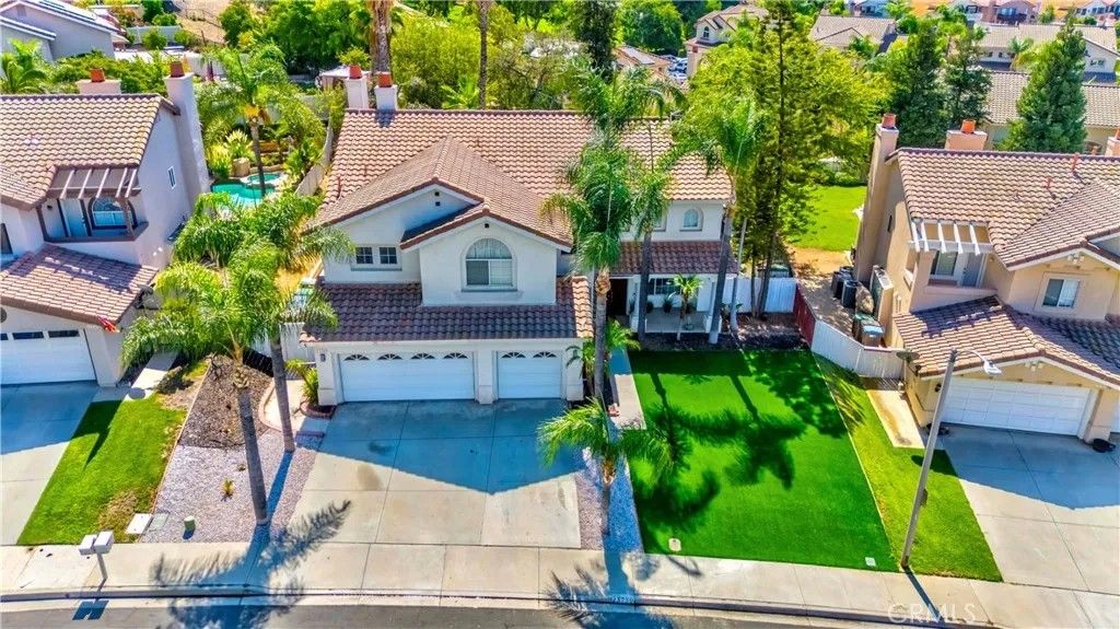 Photo of 23759 Heliotrope Way, Moreno Valley, CA 92557 (MLS # DW26013054)