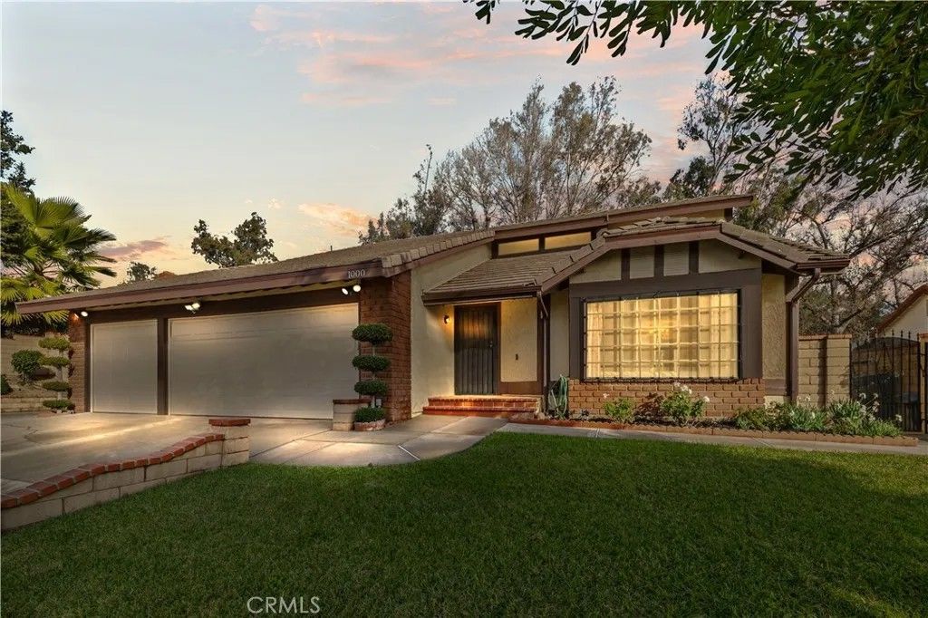 Photo of 1000 Heaton Moor Dr, Walnut, CA 91789 (MLS # CV25273998)