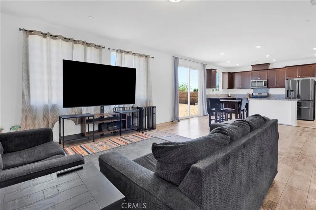 12576 Wycliff