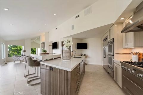Tiny photo for 1680 Summitridge Drive, Beverly Hills, CA 90210 (MLS # SR25244048)