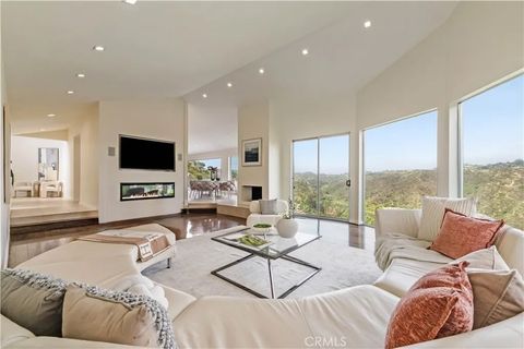 Tiny photo for 1680 Summitridge Drive, Beverly Hills, CA 90210 (MLS # SR25244048)