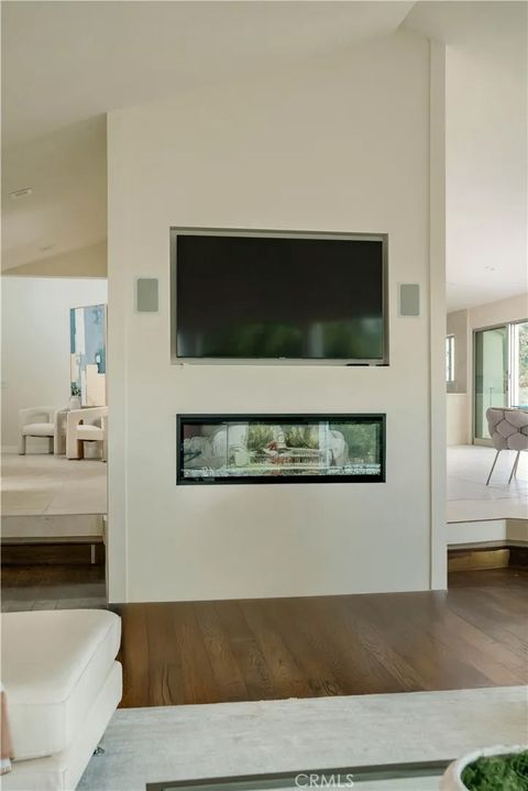 Tiny photo for 1680 Summitridge Drive, Beverly Hills, CA 90210 (MLS # SR25244048)