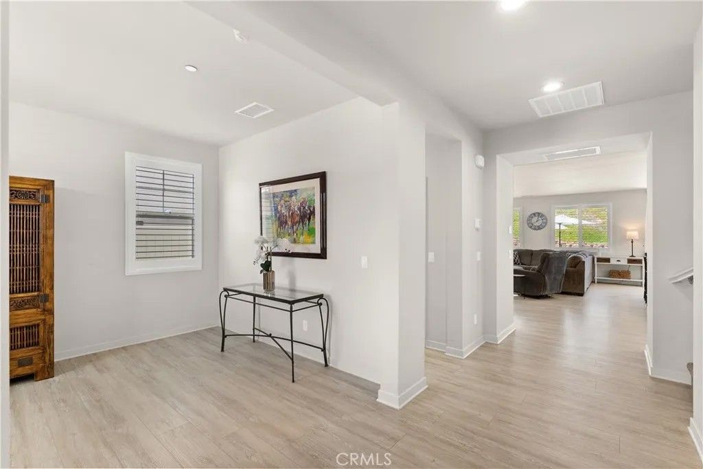 Photo of 31530 Calle De Las Estrellas, Bonsall, CA 92003 (MLS # NP25164573)