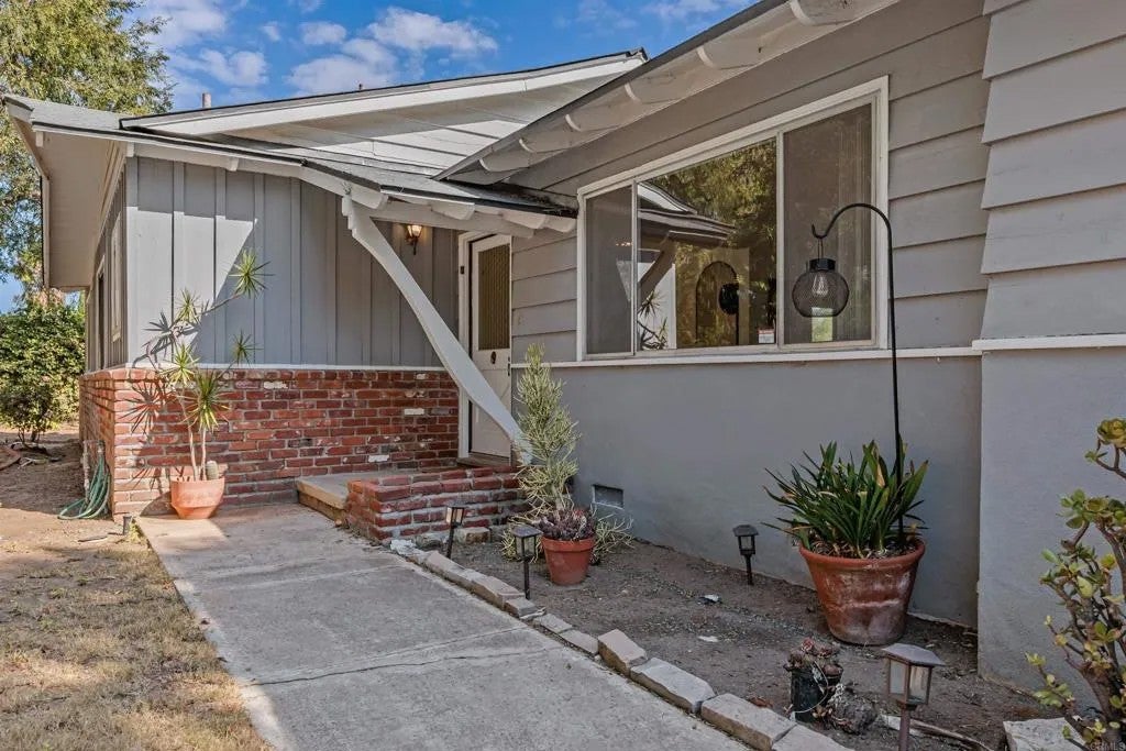 1145 Portola Street