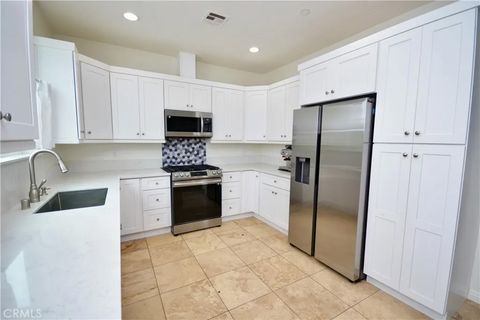 Photo of 436 Avalon Dr, Vista, CA 92084 (MLS # SW25245546)