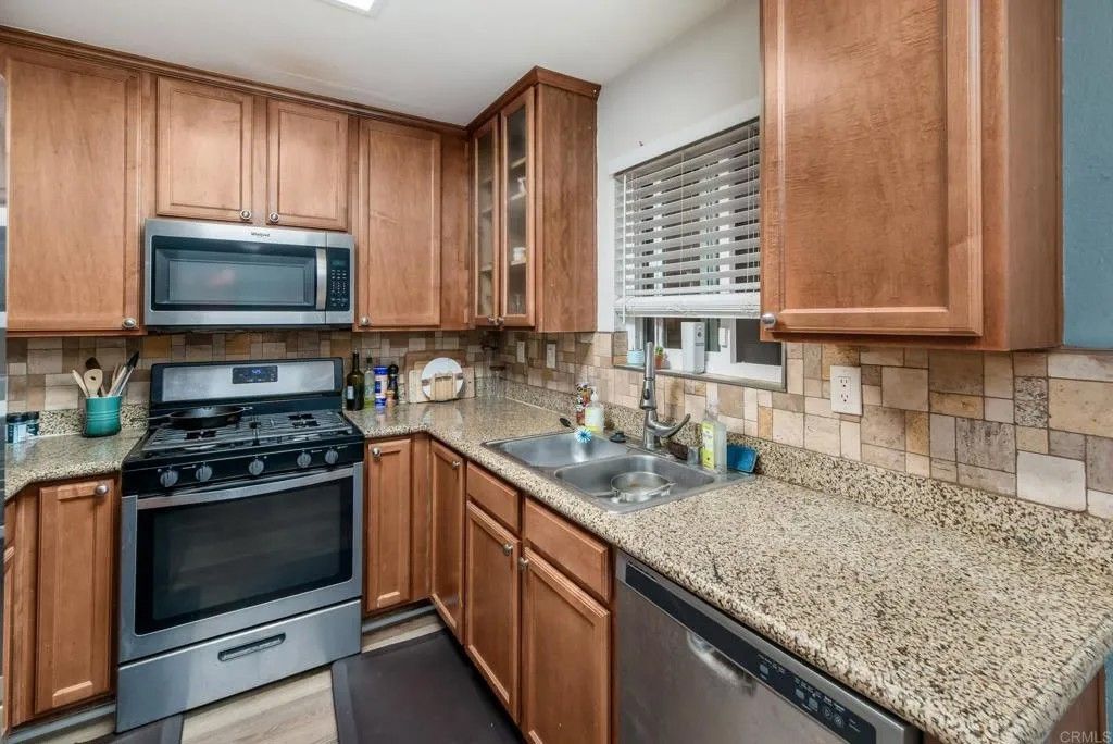 Photo of 518 Calle Montecito #95, Oceanside, CA 92057 (MLS # NDP2510908)