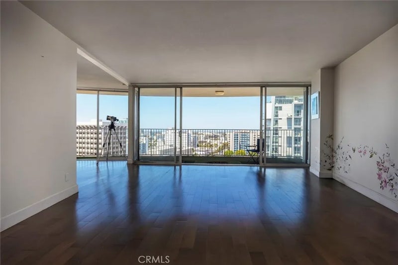 700 E Ocean Boulevard 1902