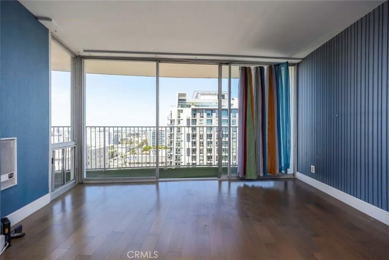 700 E Ocean Boulevard 1902